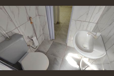 Banheiro de casa para alugar com 1 quarto, 103m² em Vila Maria Rosa, Ferraz de Vasconcelos
