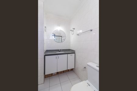 Apartamento à venda com 74m², 2 quartos e 2 vagasBanheiro da Suíte