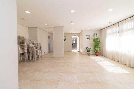 Apartamento à venda com 74m², 2 quartos e 2 vagasÁrea comum - Salão de festas
