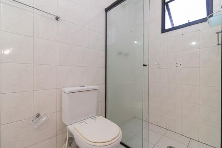 Apartamento à venda com 74m², 2 quartos e 2 vagasBanheiro da Suíte