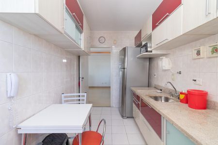 Apartamento à venda com 74m², 2 quartos e 2 vagasCozinha