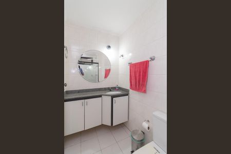 Apartamento à venda com 74m², 2 quartos e 2 vagasBanheiro da Suíte 2