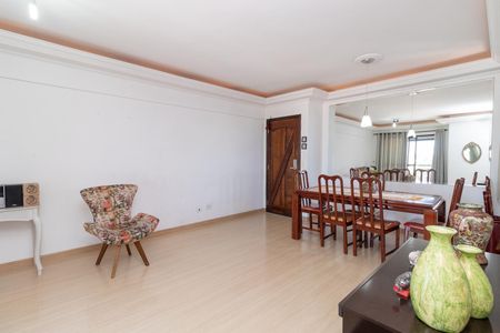 Apartamento à venda com 74m², 2 quartos e 2 vagasSala