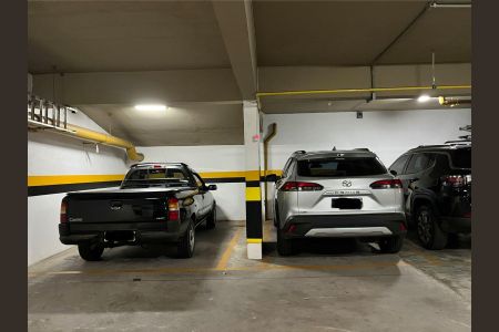 Apartamento à venda com 130m², 4 quartos e 3 vagas2 garagens
