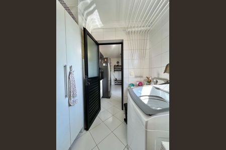Apartamento à venda com 130m², 4 quartos e 3 vagasÁrea de Serviço
