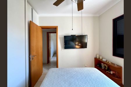 Apartamento à venda com 130m², 4 quartos e 3 vagasQuarto 3