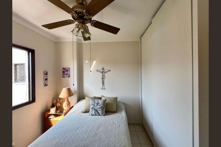 Apartamento à venda com 130m², 4 quartos e 3 vagasQuarto 3