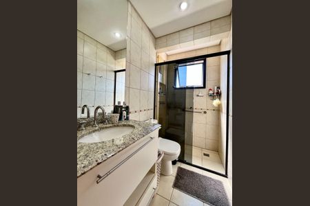 Apartamento à venda com 130m², 4 quartos e 3 vagasBanheiro