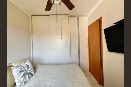 Apartamento à venda com 130m², 4 quartos e 3 vagasQuarto 3
