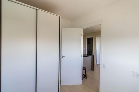 Quarto 1 de apartamento para alugar com 2 quartos, 35m² em Jardim Helena, São Paulo