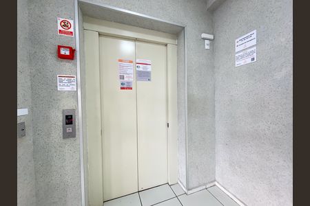 Apartamento à venda com 2 quartos, 48m² em Jardim Riacho das Pedras, Contagem