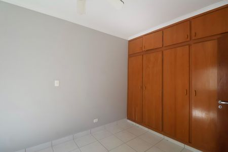 Apartamento para alugar com 182m², 4 quartos e 2 vagasQuarto
