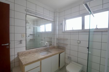 Apartamento para alugar com 182m², 4 quartos e 2 vagasBanheiro Suíte