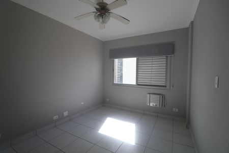 Apartamento para alugar com 182m², 4 quartos e 2 vagasQuarto