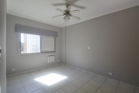 Apartamento para alugar com 182m², 4 quartos e 2 vagasQuarto