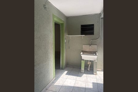 Casa para alugar com 48m², 1 quarto e sem vagaÁrea de serviço
