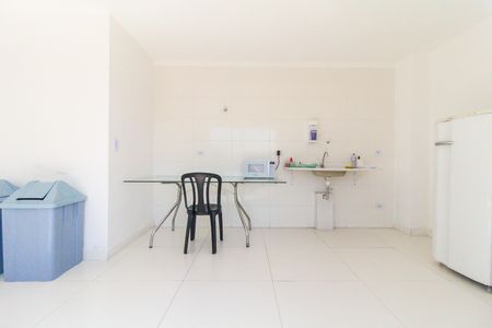 Apartamento à venda com 39m², 2 quartos e sem vagaÁrea comum - Salão de festas