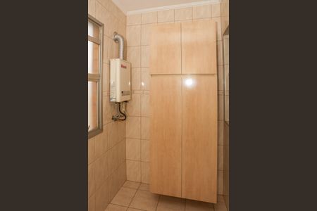 Apartamento para alugar com 120m², 2 quartos e 2 vagas Apartamento para alugar com 120m², 2 quartos e 2 vagasCozinha e Área de Serviço