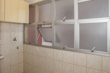 Apartamento para alugar com 120m², 2 quartos e 2 vagas Apartamento para alugar com 120m², 2 quartos e 2 vagasCozinha e Área de Serviço