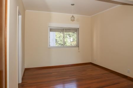 Apartamento para alugar com 120m², 2 quartos e 2 vagas Apartamento para alugar com 120m², 2 quartos e 2 vagasSuíte