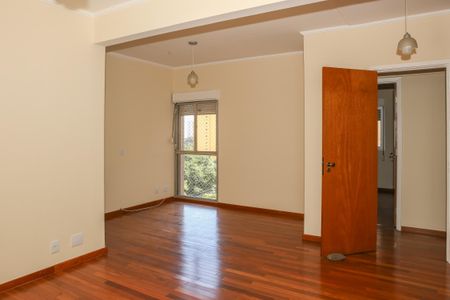 Apartamento para alugar com 120m², 2 quartos e 2 vagas Apartamento para alugar com 120m², 2 quartos e 2 vagasSuíte