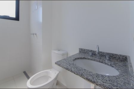 Apartamento à venda com 104m², 3 quartos e 2 vagasBanheiro da Suíte 2