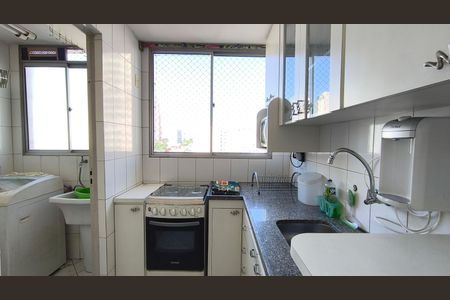 Apartamento à venda com 54m², 2 quartos e 1 vaga Apartamento à venda com 54m², 2 quartos e 1 vagaCozinha