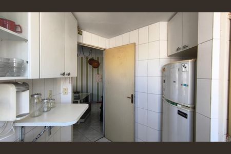 Apartamento à venda com 54m², 2 quartos e 1 vaga Apartamento à venda com 54m², 2 quartos e 1 vagaCozinha
