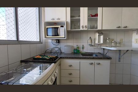 Apartamento à venda com 54m², 2 quartos e 1 vaga Apartamento à venda com 54m², 2 quartos e 1 vagaCozinha