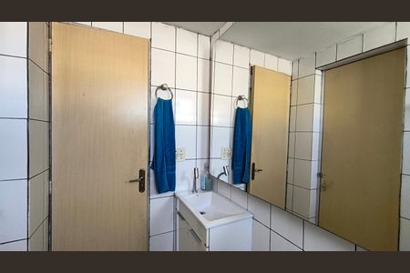 Apartamento à venda com 54m², 2 quartos e 1 vaga Apartamento à venda com 54m², 2 quartos e 1 vagaBanheiro