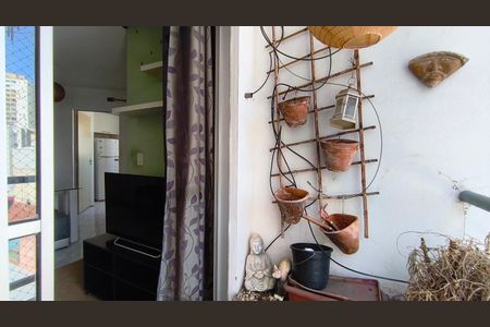 Apartamento à venda com 54m², 2 quartos e 1 vaga Apartamento à venda com 54m², 2 quartos e 1 vagaVaranda