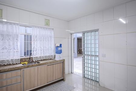Casa à venda com 290m², 4 quartos e 4 vagasCozinha