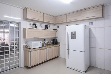 Casa à venda com 290m², 4 quartos e 4 vagasCozinha
