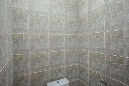 Casa à venda com 290m², 4 quartos e 4 vagasBanheiro de serviço