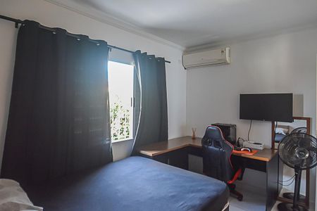 Casa à venda com 290m², 4 quartos e 4 vagasQuarto 2