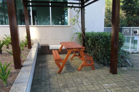 Apartamento para alugar com 75m², 2 quartos e 1 vagaÁrea comum