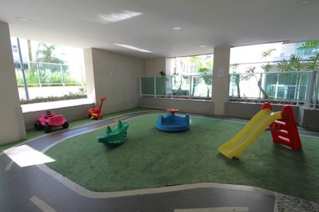 Apartamento para alugar com 75m², 2 quartos e 1 vagaÁrea comum