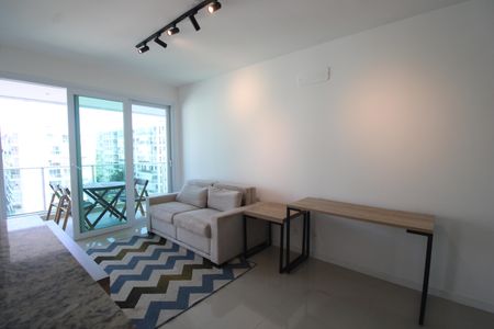 Apartamento para alugar com 75m², 2 quartos e 1 vagaSala
