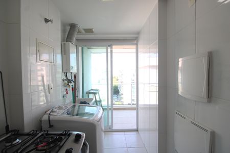 Apartamento para alugar com 75m², 2 quartos e 1 vagaÁrea de serviço