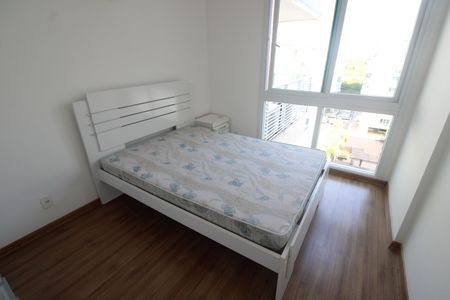 Apartamento para alugar com 75m², 2 quartos e 1 vagaQuarto 