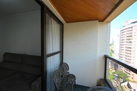 Apartamento para alugar com 64m², 2 quartos e 1 vagaVaranda