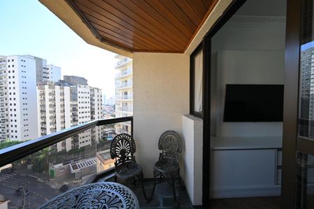 Apartamento para alugar com 64m², 2 quartos e 1 vagaVaranda