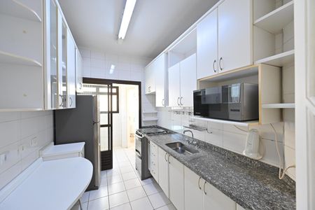 Apartamento para alugar com 64m², 2 quartos e 1 vagaCozinha 