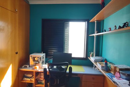 Apartamento à venda com 84m², 3 quartos e 2 vagasQuarto 2