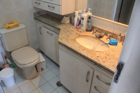 Apartamento à venda com 84m², 3 quartos e 2 vagasBanheiro