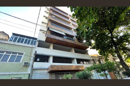 Apartamento à venda com 132m², 3 quartos e 2 vagasFachada