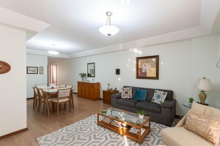 Apartamento à venda com 132m², 3 quartos e 2 vagasSala