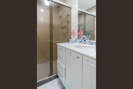 Apartamento à venda com 132m², 3 quartos e 2 vagasBanheiro Suite