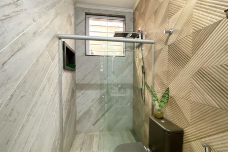 Casa à venda com 310m², 2 quartos e 3 vagasBanheiro