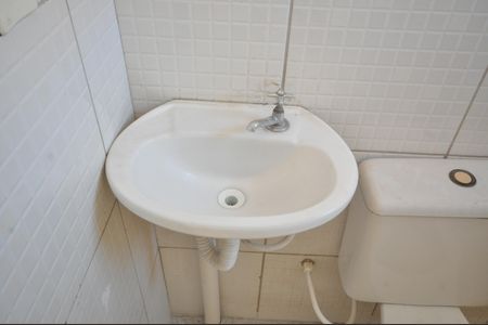 Casa para alugar com 60m², 2 quartos e sem vagaBanheiro